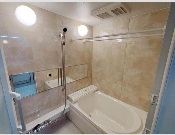 フロレスタ堤通雨宮の物件内観写真